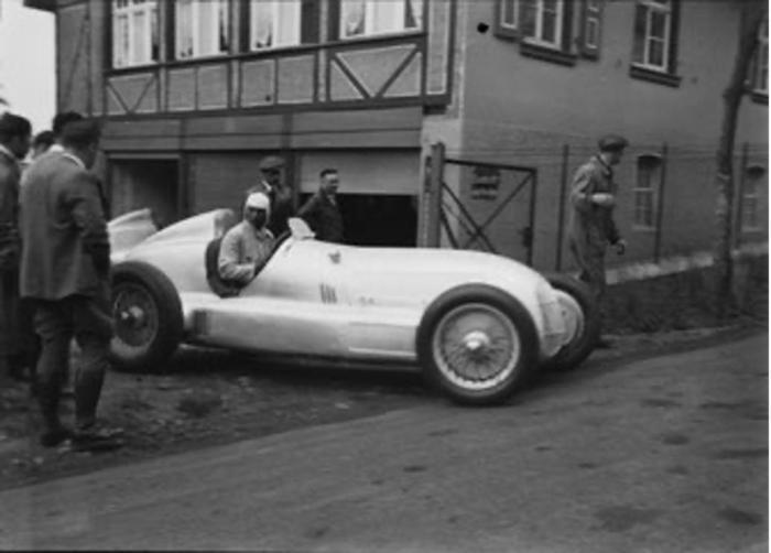 Ringhaus - Home Of Silver Arrows Nurburg Exterior photo